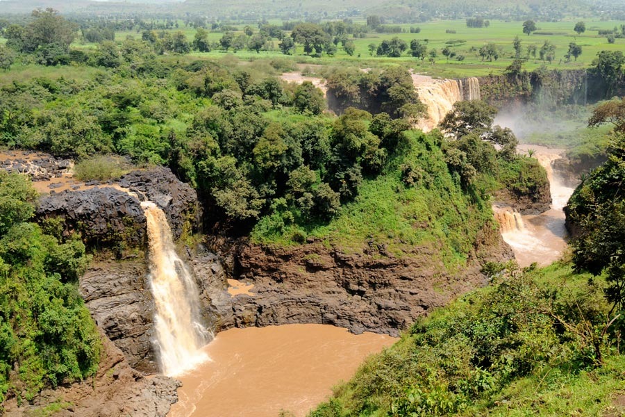 01_BLUE-NILE-FALLS